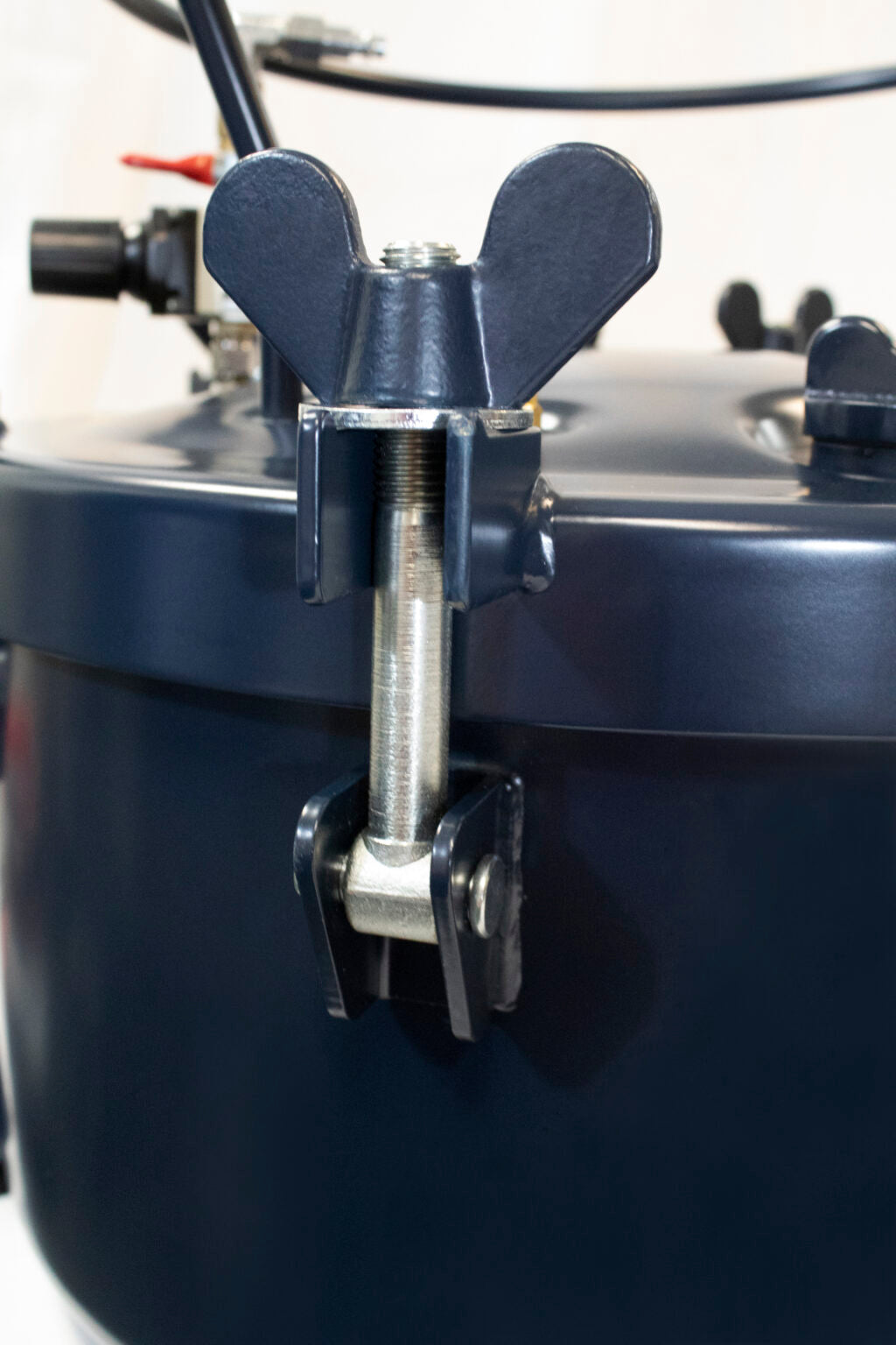 California Air Tools 365VK 5 Gallon Pressure Pot Vacuum Kit